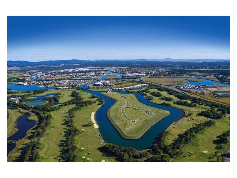 7645 Fairway Boulevard, Hope Island QLD 4212
