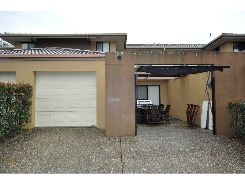 3/2 Tuition Street, Upper Coomera QLD 4209