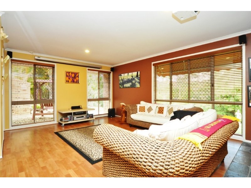 16 Beausang Place, Ormeau QLD 4208