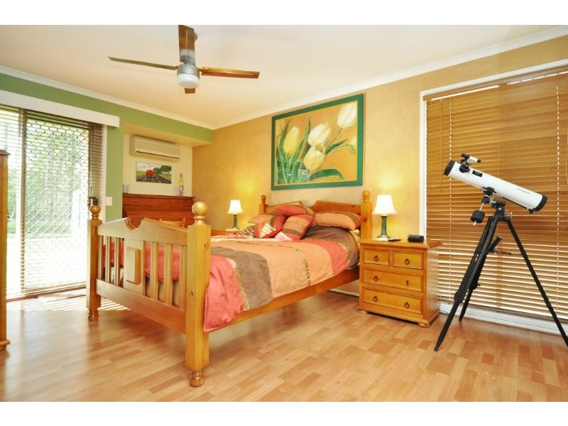 16 Beausang Place, Ormeau QLD 4208