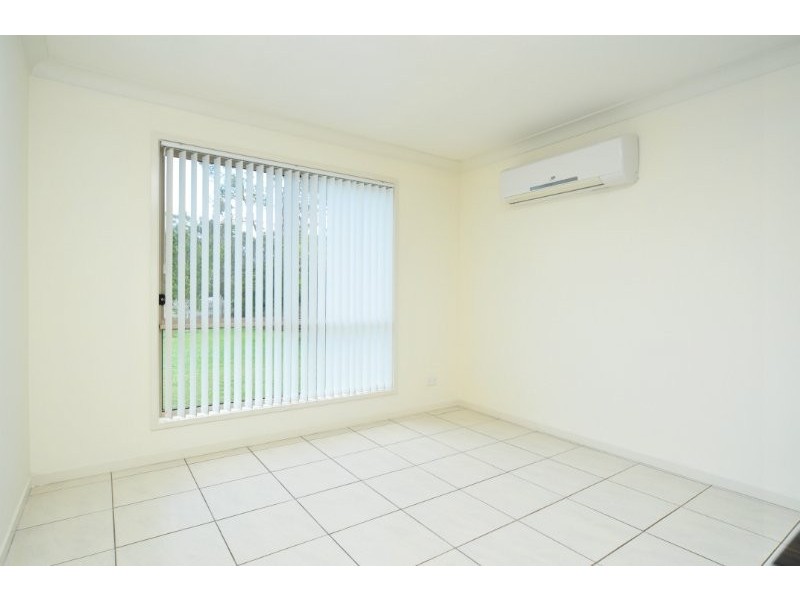 16 Beausang Place, Ormeau QLD 4208