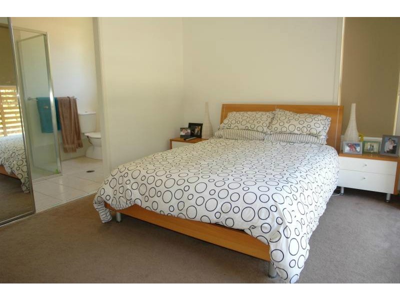 30 Calypso Court, Oxenford QLD 4210