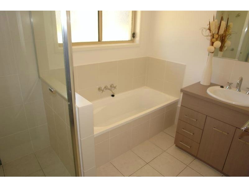 30 Calypso Court, Oxenford QLD 4210