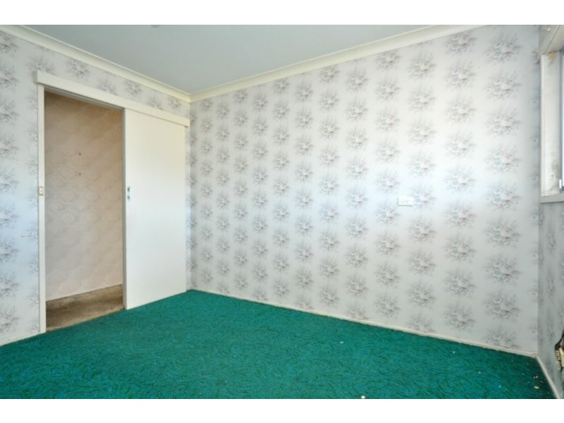 122 Monaco Street, Broadbeach Waters QLD 4218