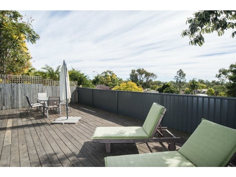 15 Burgundy Court, Highland Park QLD 4211