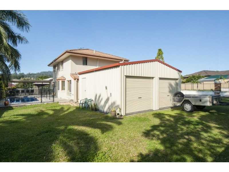 2 Barrs Avenue, Oxenford QLD 4210