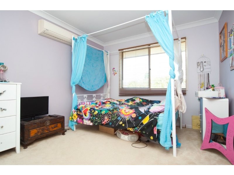 2 Barrs Avenue, Oxenford QLD 4210