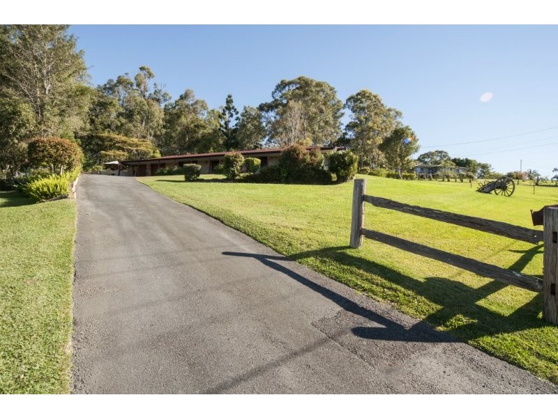 8 Georgina Street, Oxenford QLD 4210