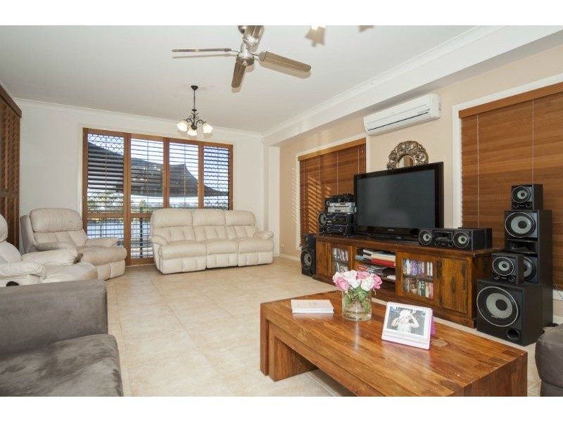 7 Princeton Street, Oxenford QLD 4210