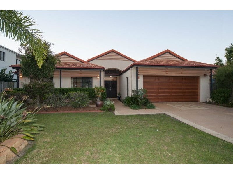 7 Princeton Street, Oxenford QLD 4210