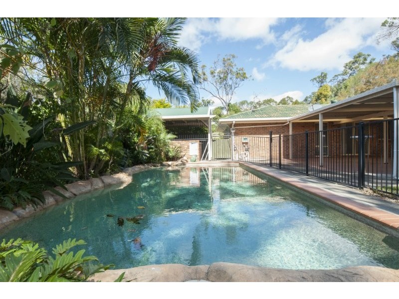 216 Banyula Drive, Gaven QLD 4211