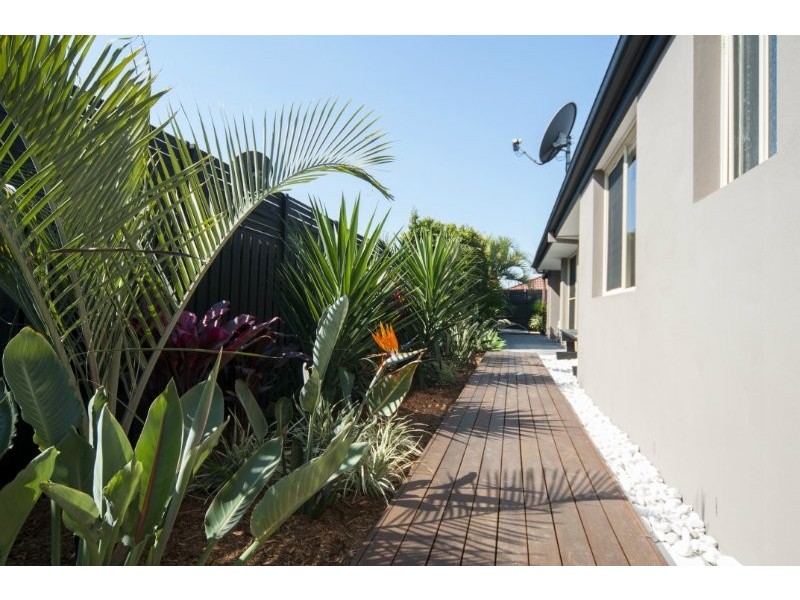 7 Burran Avenue, Upper Coomera QLD 4209