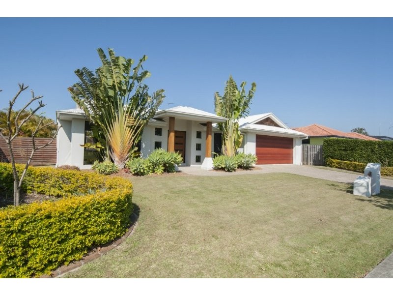 74 Regatta Avenue, Oxenford QLD 4210