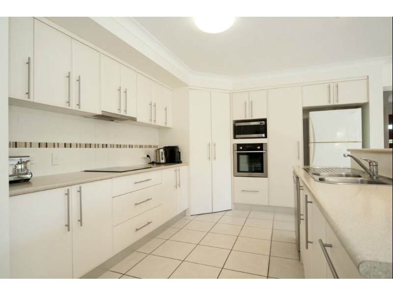 74 Regatta Avenue, Oxenford QLD 4210