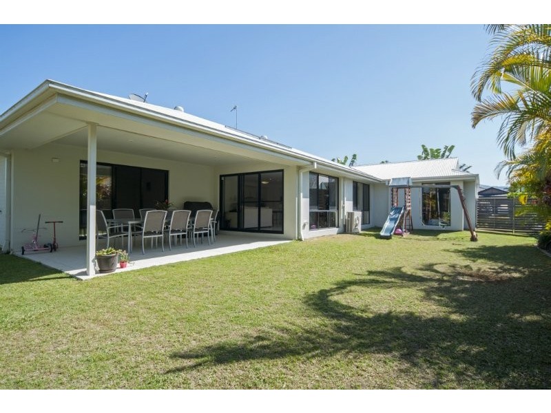 74 Regatta Avenue, Oxenford QLD 4210