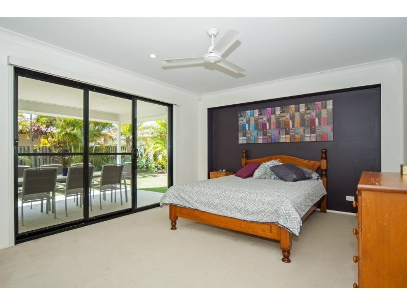 74 Regatta Avenue, Oxenford QLD 4210