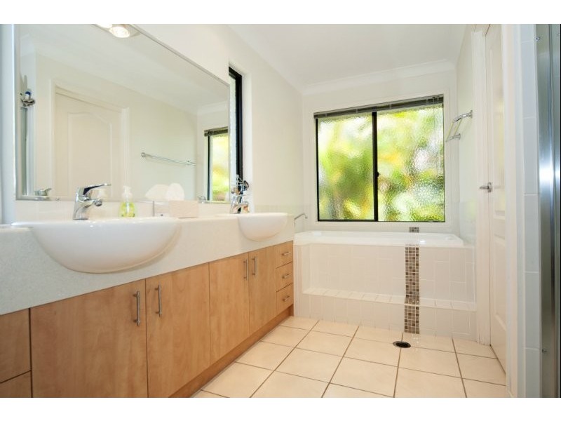 74 Regatta Avenue, Oxenford QLD 4210