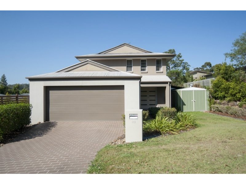 23 Silver Dawn Crescent, Oxenford QLD 4210