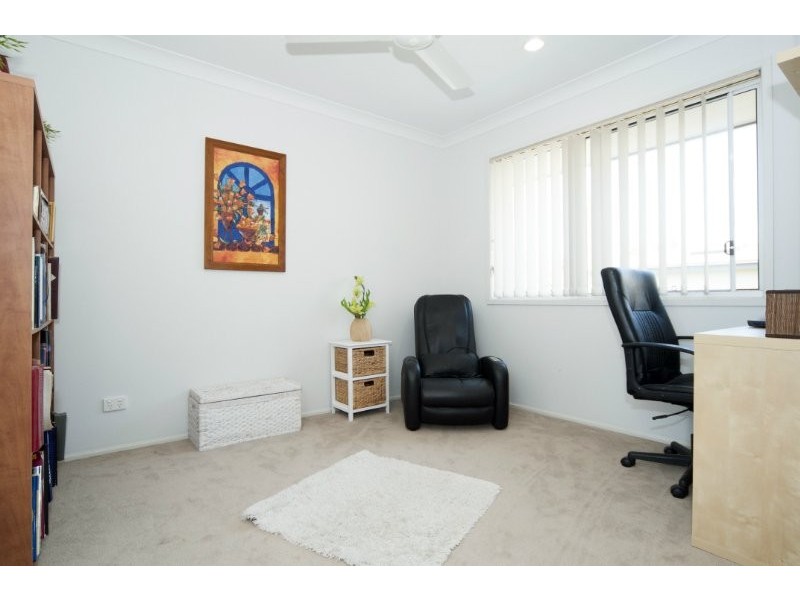 23 Silver Dawn Crescent, Oxenford QLD 4210