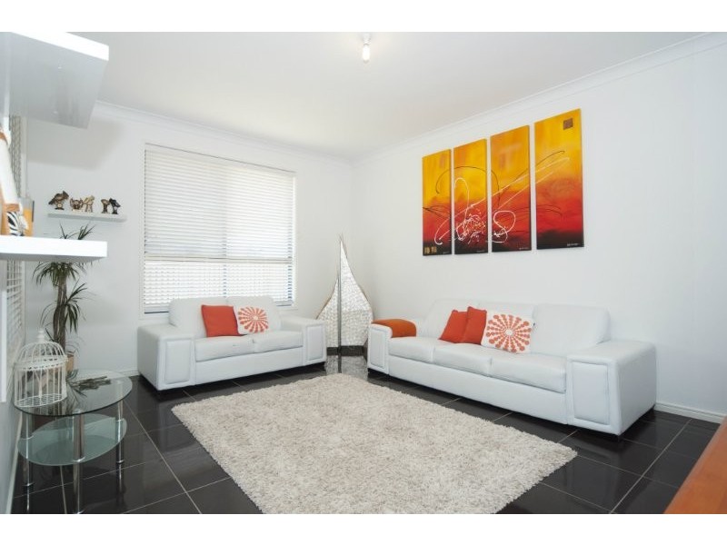 10 Treecreeper Crescent, Upper Coomera QLD 4209