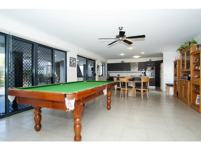 4 Vermont Street, Oxenford QLD 4210