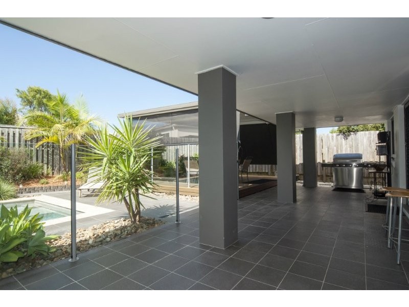 4 Vermont Street, Oxenford QLD 4210