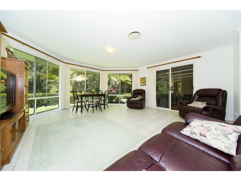 66-68 Trentbridge Court, Mount Nathan QLD 4211