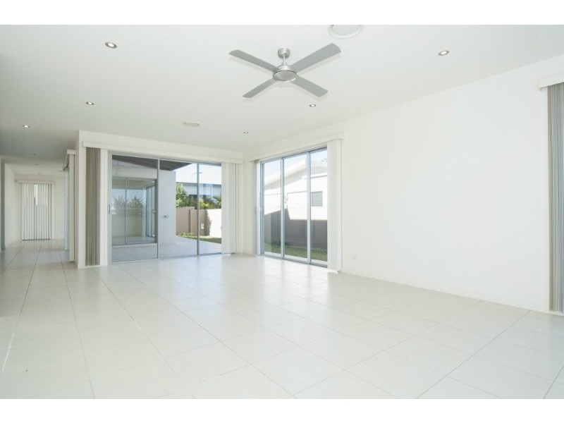 3 Palladium Boulevarde, Hope Island QLD 4212