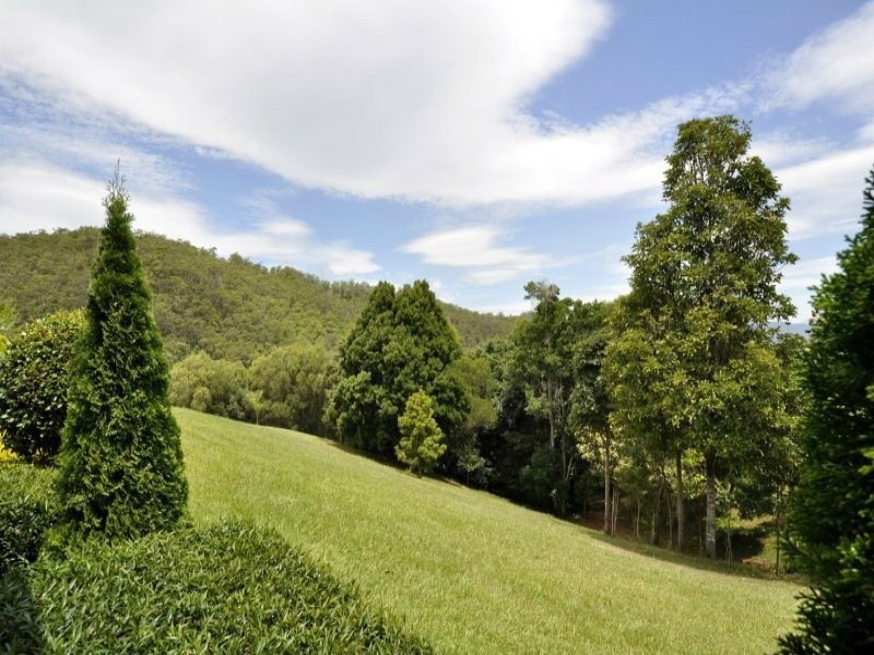 79 Larcombe Drive, Wongawallan QLD 4210