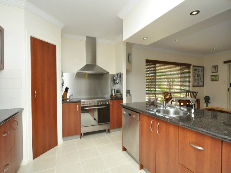 79 Larcombe Drive, Wongawallan QLD 4210