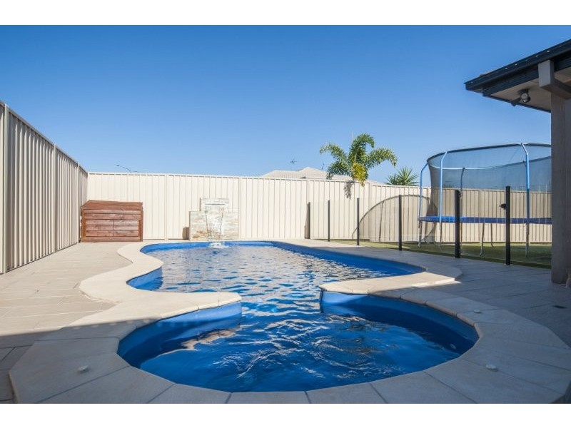 36 Oceanis Drive, Oxenford QLD 4210