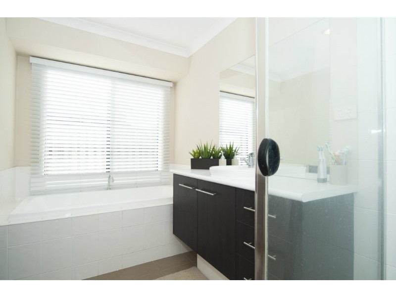 36 Oceanis Drive, Oxenford QLD 4210