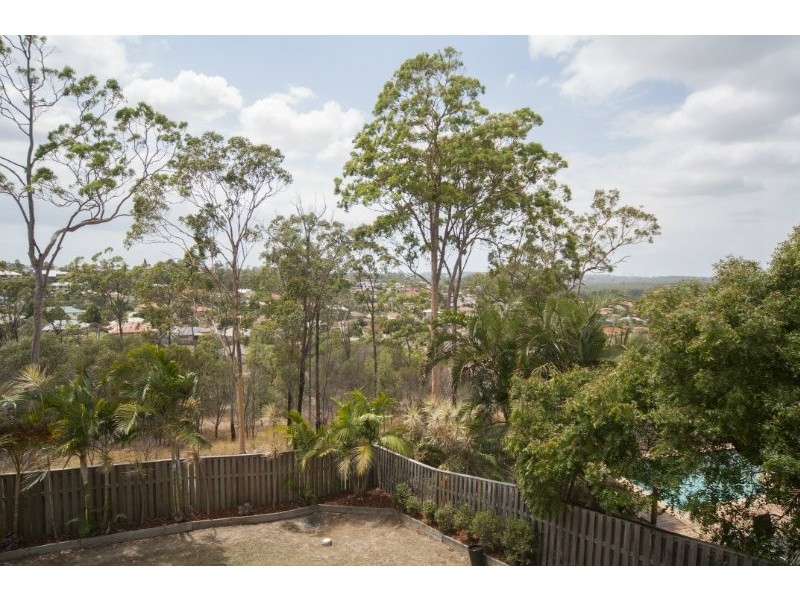 33 Midway Terrace, Pacific Pines QLD 4211