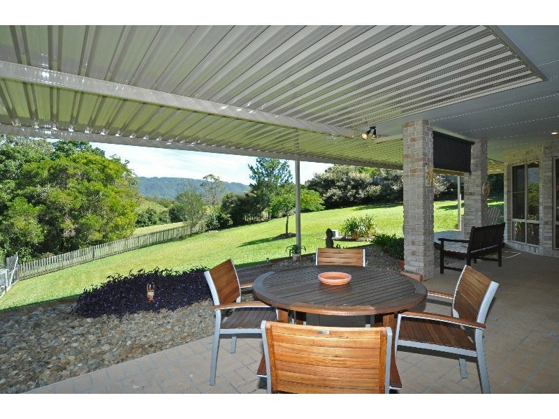 11 Nathanvale Drive, Mount Nathan QLD 4211