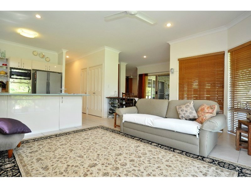 11 Nathanvale Drive, Mount Nathan QLD 4211