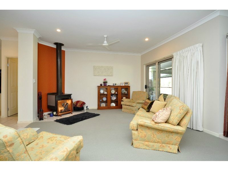 11 Nathanvale Drive, Mount Nathan QLD 4211