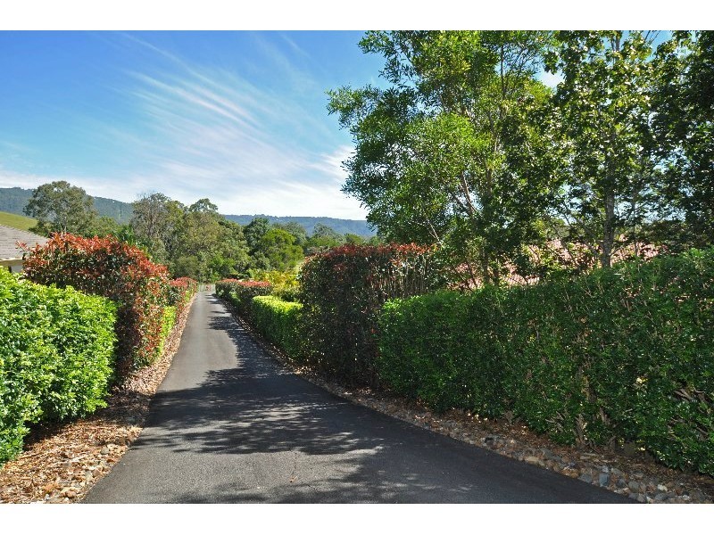 11 Nathanvale Drive, Mount Nathan QLD 4211