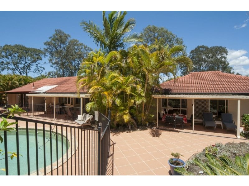 18 Eastern Court, Helensvale QLD 4212