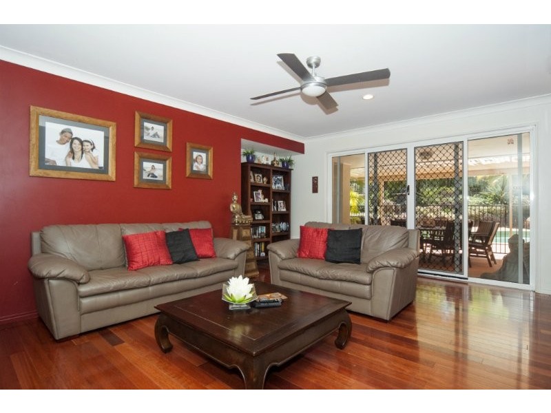 18 Eastern Court, Helensvale QLD 4212