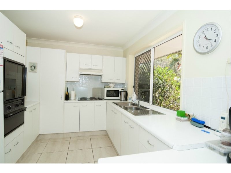 18 Eastern Court, Helensvale QLD 4212