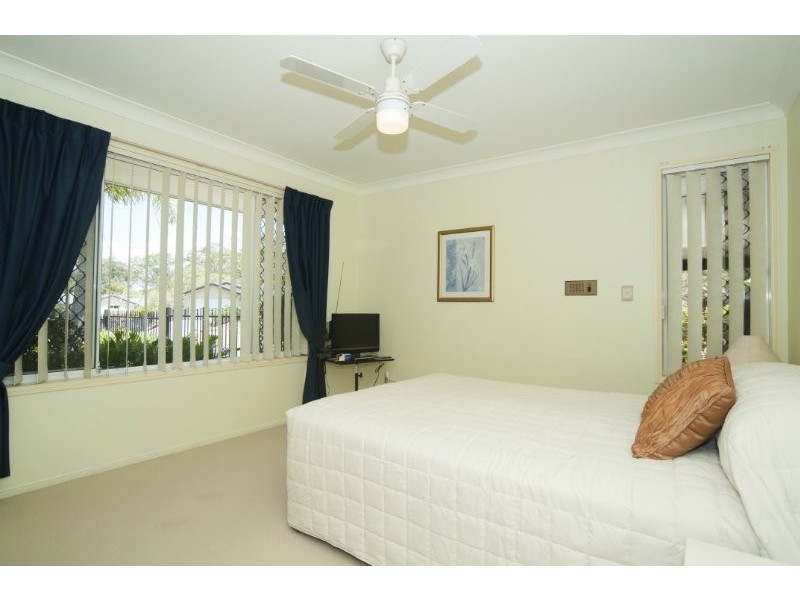 18 Eastern Court, Helensvale QLD 4212