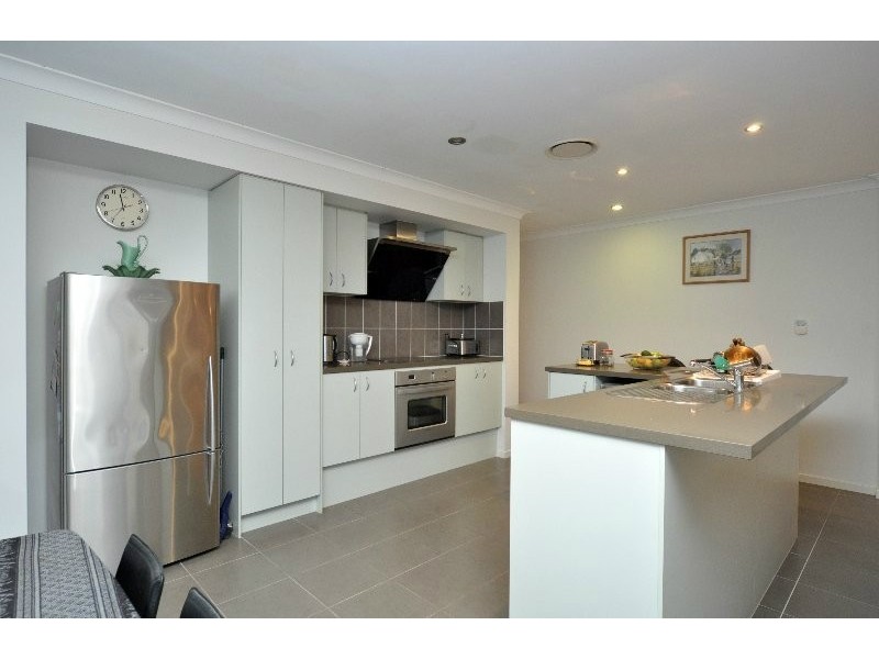 18 Settlers Avenue, Upper Coomera QLD 4209