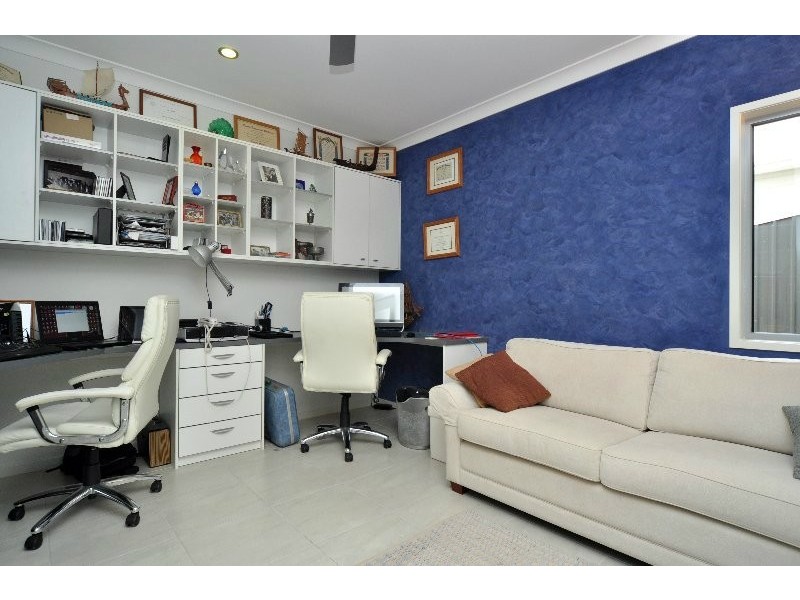 18 Settlers Avenue, Upper Coomera QLD 4209