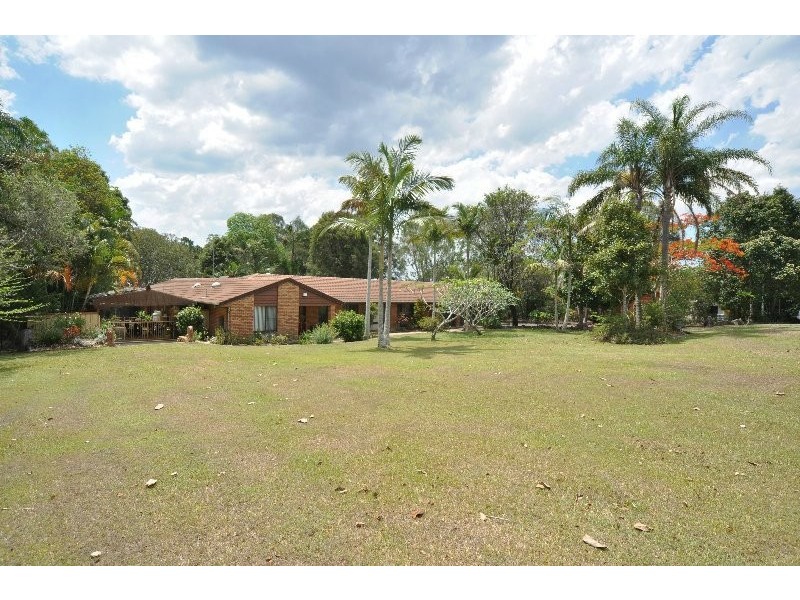 6 Myall Court, Oxenford QLD 4210