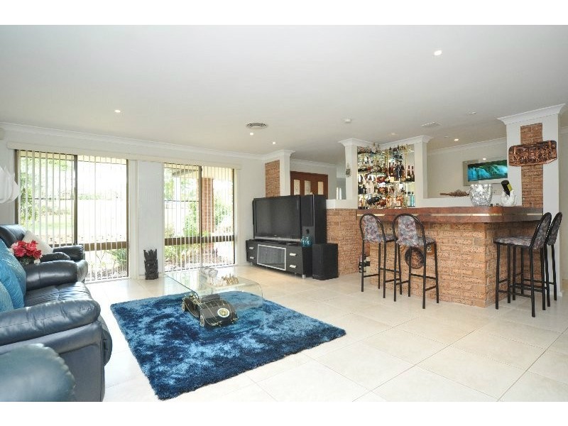 6 Myall Court, Oxenford QLD 4210