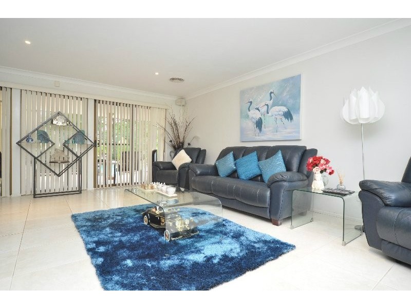 6 Myall Court, Oxenford QLD 4210