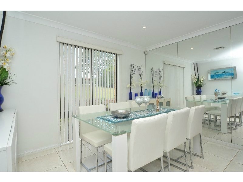 6 Myall Court, Oxenford QLD 4210