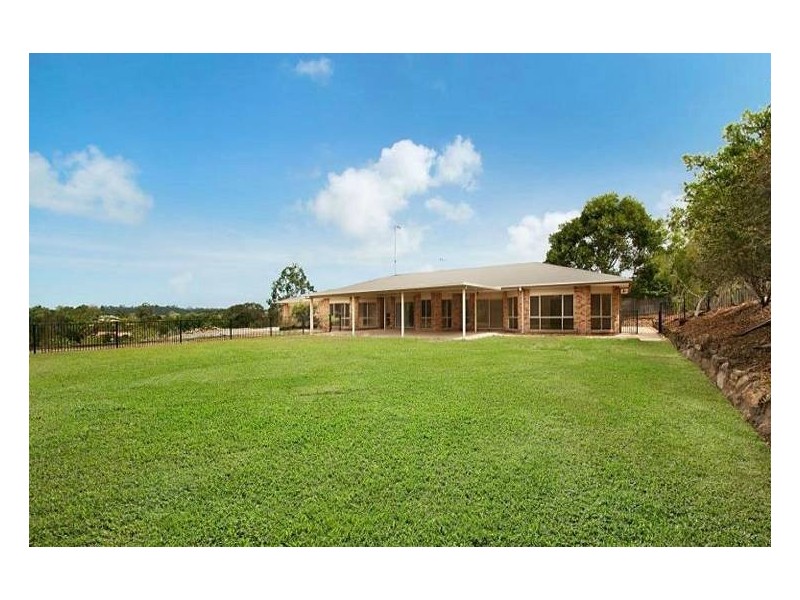 6 Stolle Court, Oxenford QLD 4210