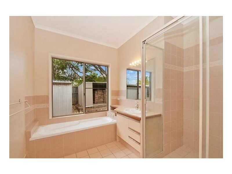 6 Stolle Court, Oxenford QLD 4210