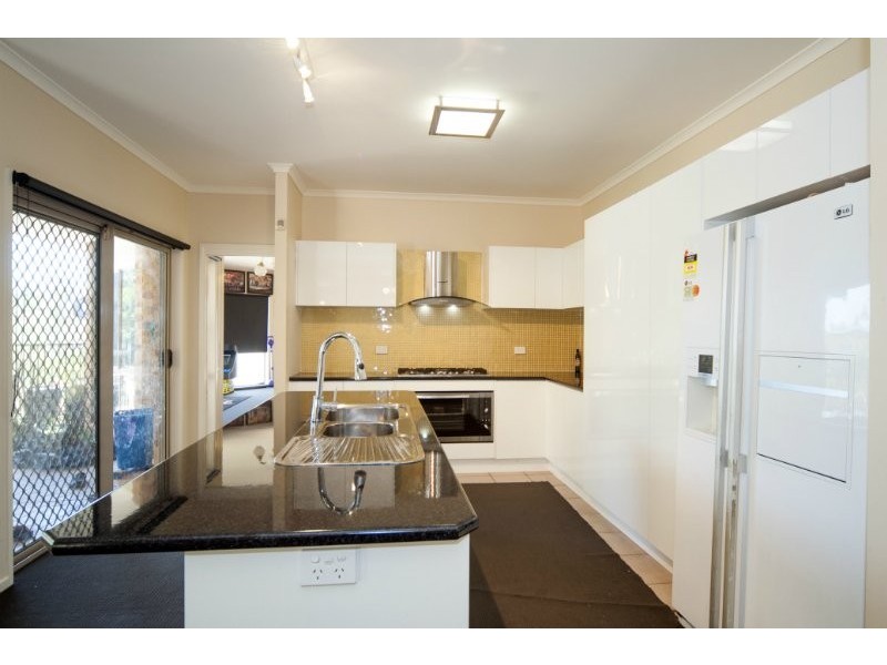 6 Stolle Court, Oxenford QLD 4210